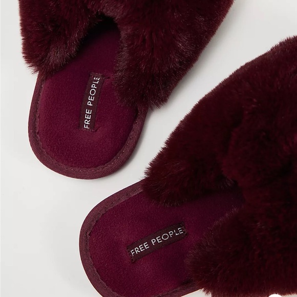 Free People Snowball Slipper Cabernet Faux Fur Slip-on Loungewear Size 8 NEW Box - Picture 3 of 6